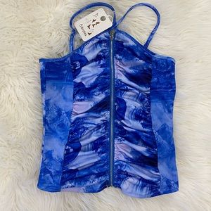 8 birdied Verge girl top